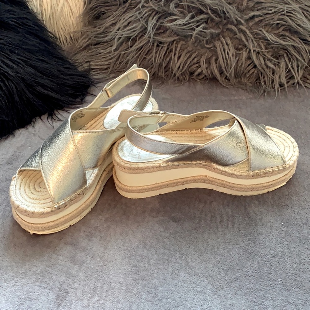 Marc Fisher Gandy platform sandals in gold